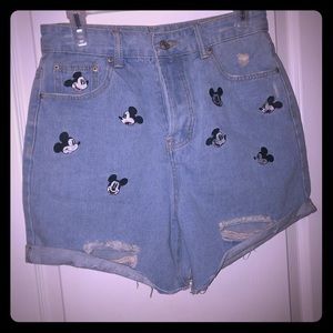 *RARE* Zara Mickey Embroidered Denim Shorts